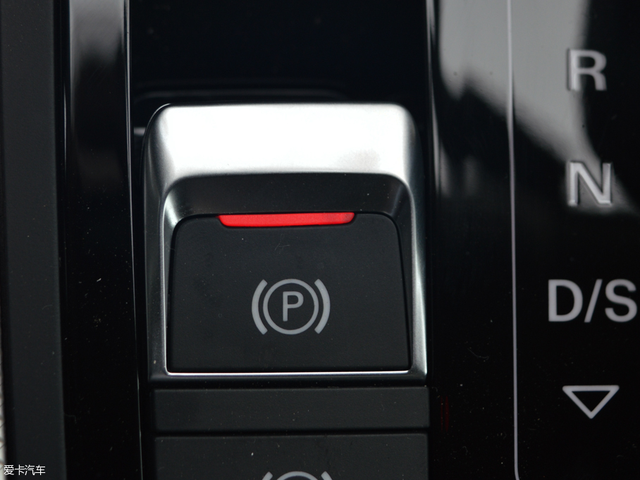 2016��W��A6L 30 FSI ���g��