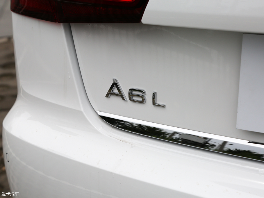 2016��W��A6L 30 FSI 25�����؄e��