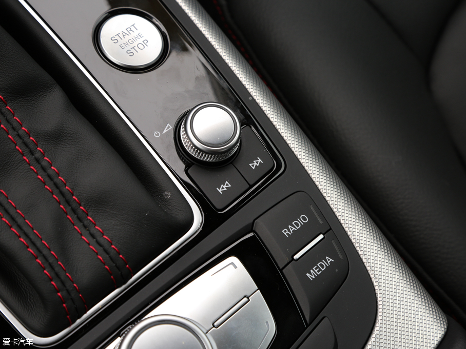 2016?yun)WA6L 30 FSI 25؄e