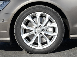 201645 TFSI quattro \ ݆Ȧ