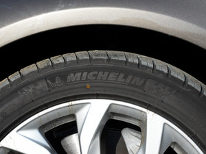 201645 TFSI quattro \ ݆̥Ʒ