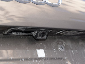 201645 TFSI quattro \ ^