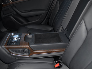 201645 TFSI quattro \ 