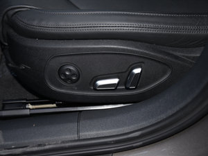 201645 TFSI quattro \ {{