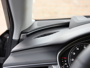 201645 TFSI quattro \(yn)(dng) п؅^(q)