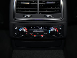 201645 TFSI quattro \ {{