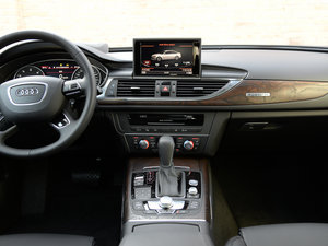 201645 TFSI quattro \ п_