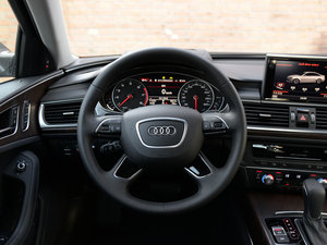 201645 TFSI quattro \ P