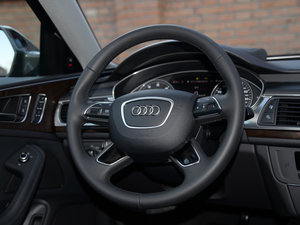 201645 TFSI quattro \(yn)(dng) п؅^(q)