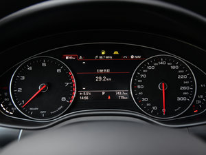 201645 TFSI quattro \ п؅^