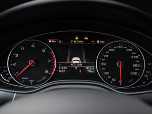 201645 TFSI quattro \ п؅^