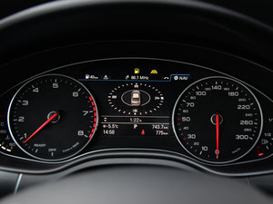 201645 TFSI quattro \ п؅^