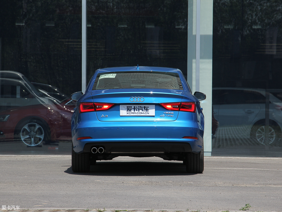 2016WA3 Limousine 40 TFSIL