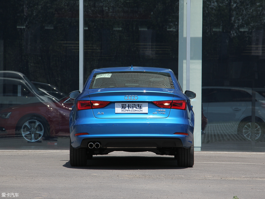 2016WA3 Limousine 40 TFSIL