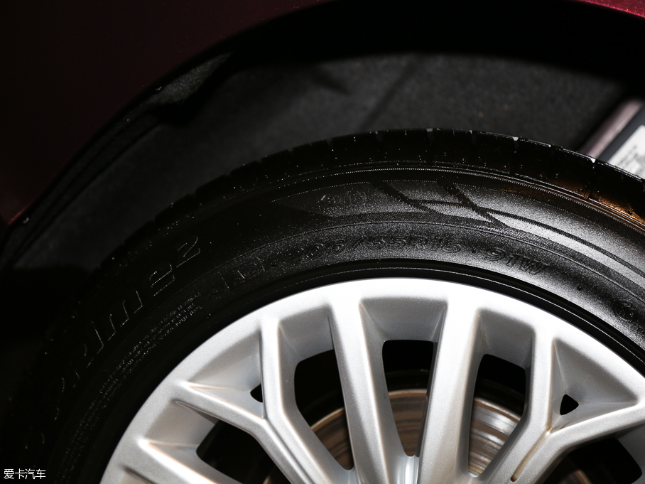 2016��W��A3 Limousine 35 TFSI�IӢ��