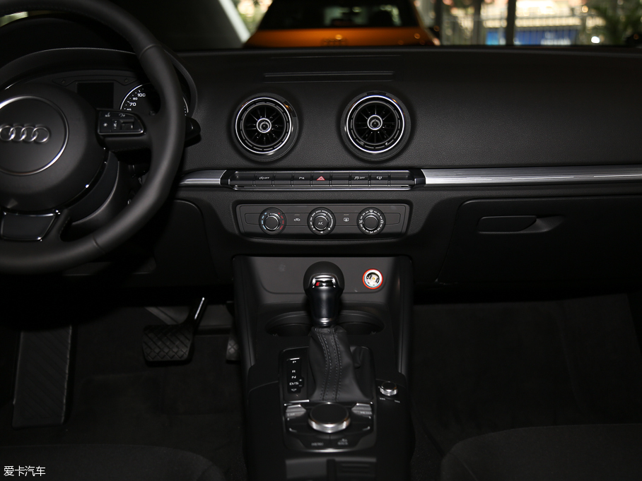 2016WA3 Limousine 35 TFSIIӢ