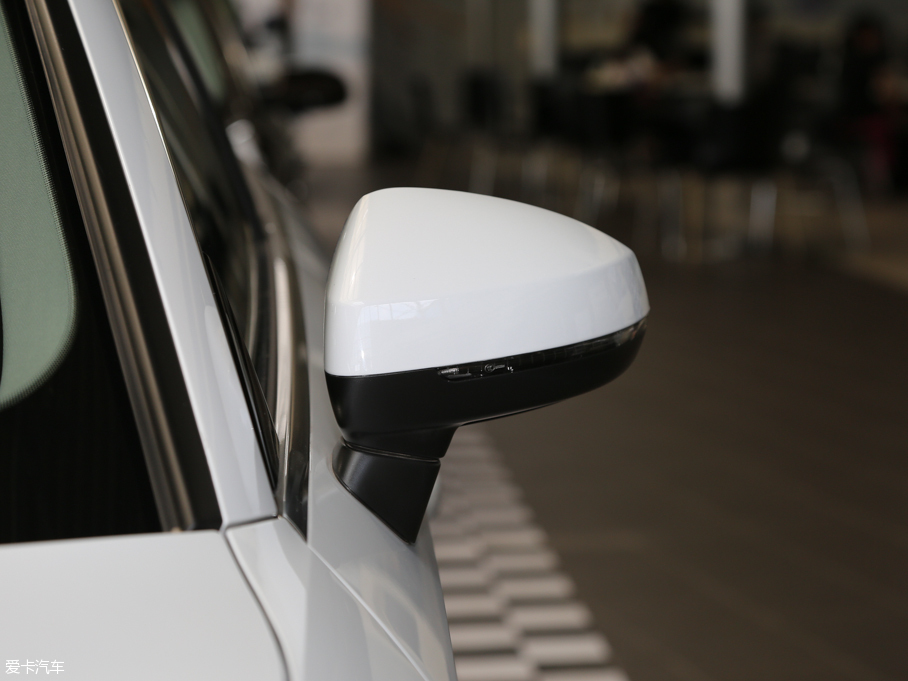 2016WA3 Limousine 35 TFSIMȡ