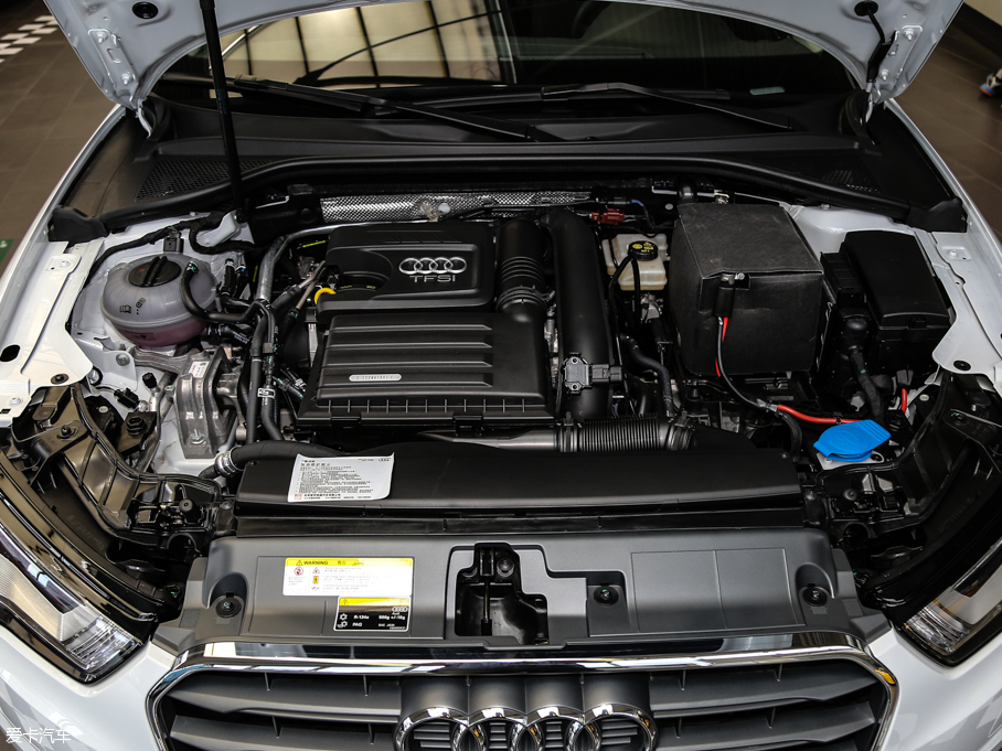 2016WA3 Limousine 35 TFSIMȡ