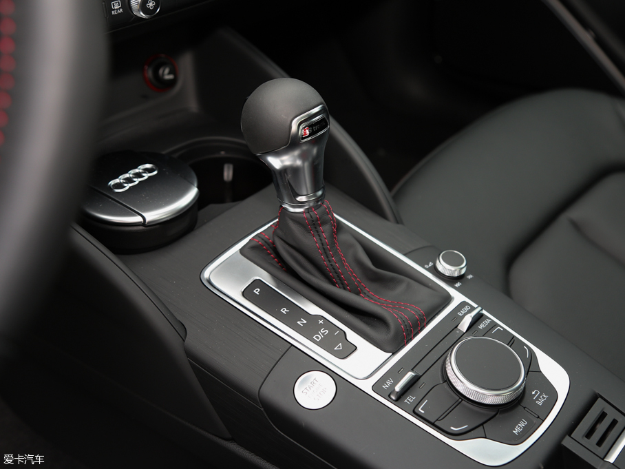 2016WA3 Limousine 35 TFSI 25؄e