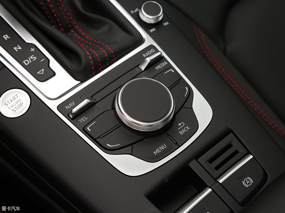 2016WA3 Limousine 35 TFSI 25؄e