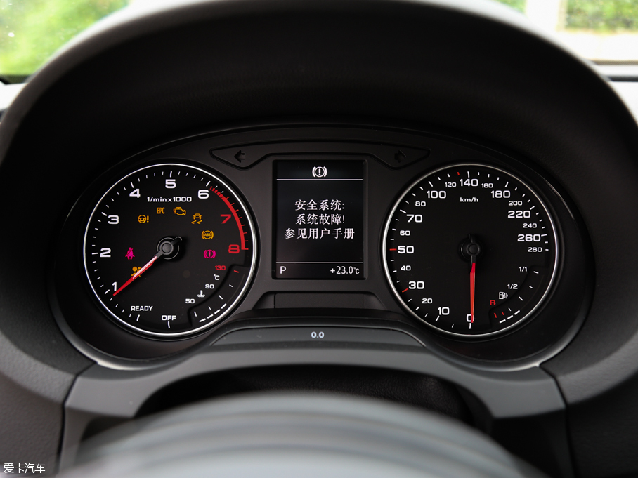 2016WA3 Limousine 35 TFSI 25؄e