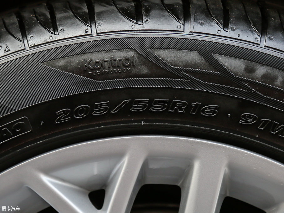 2016?yun)WA3 Limousine 35 TFSIM(jn)ȡ