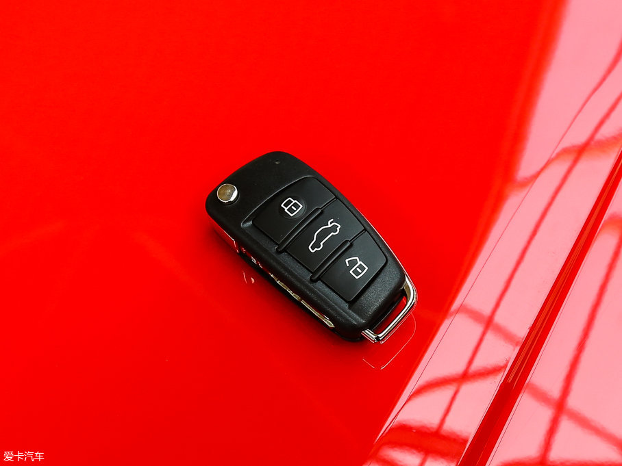 2016WA3 Limousine 35 TFSIMȡ