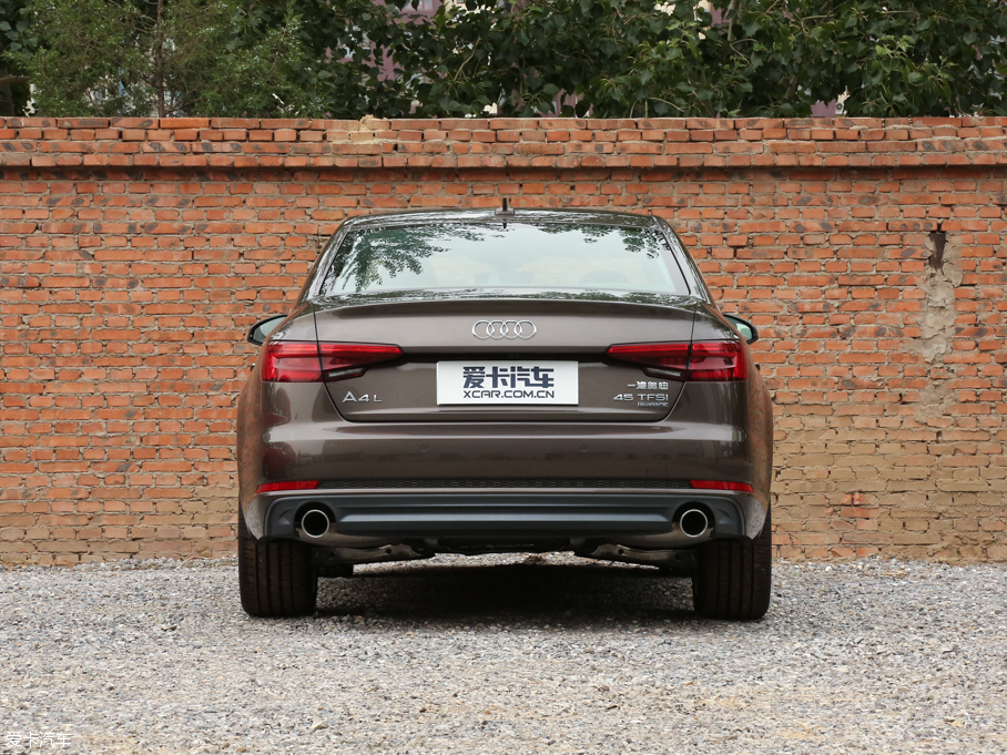 2017WA4L 45 TFSI quattro \