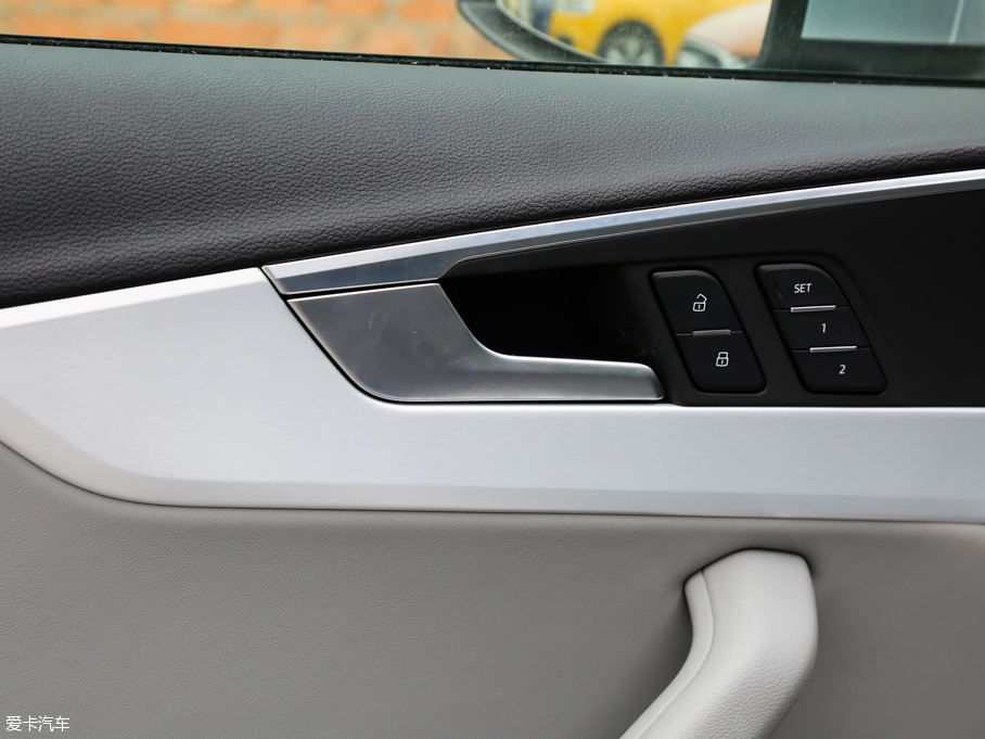 2017WA4L 45 TFSI quattro \