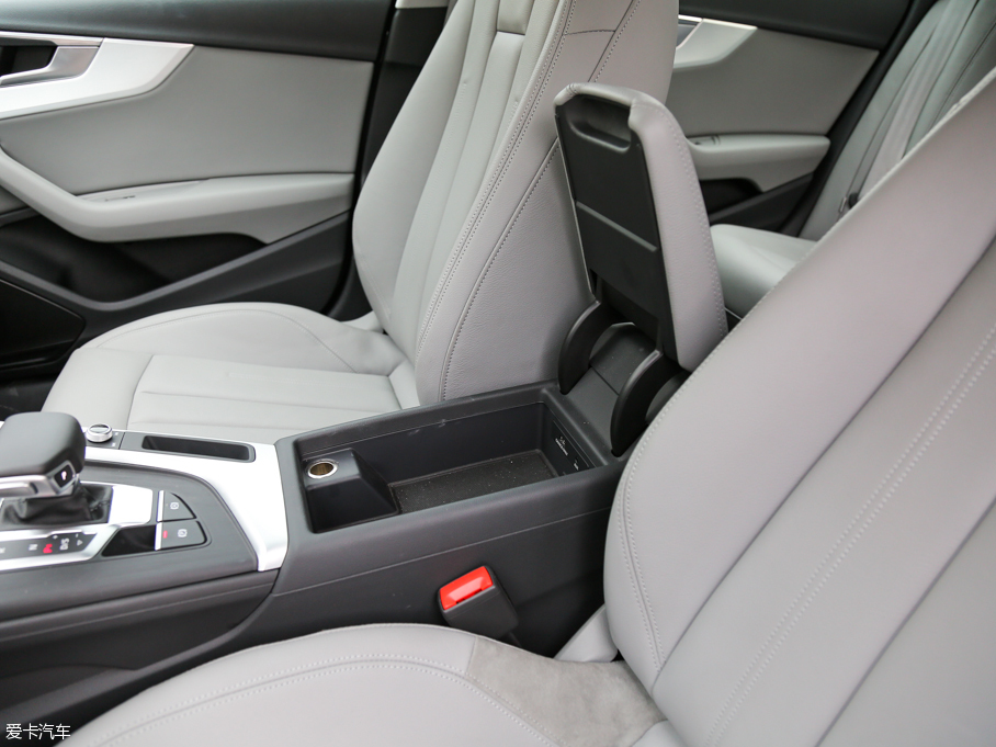 2017WA4L 45 TFSI quattro \