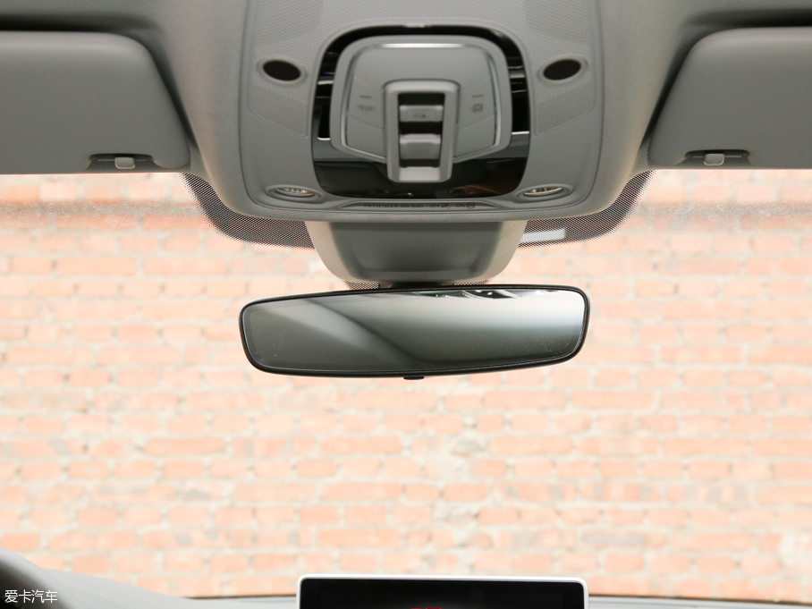 2017WA4L 45 TFSI quattro \