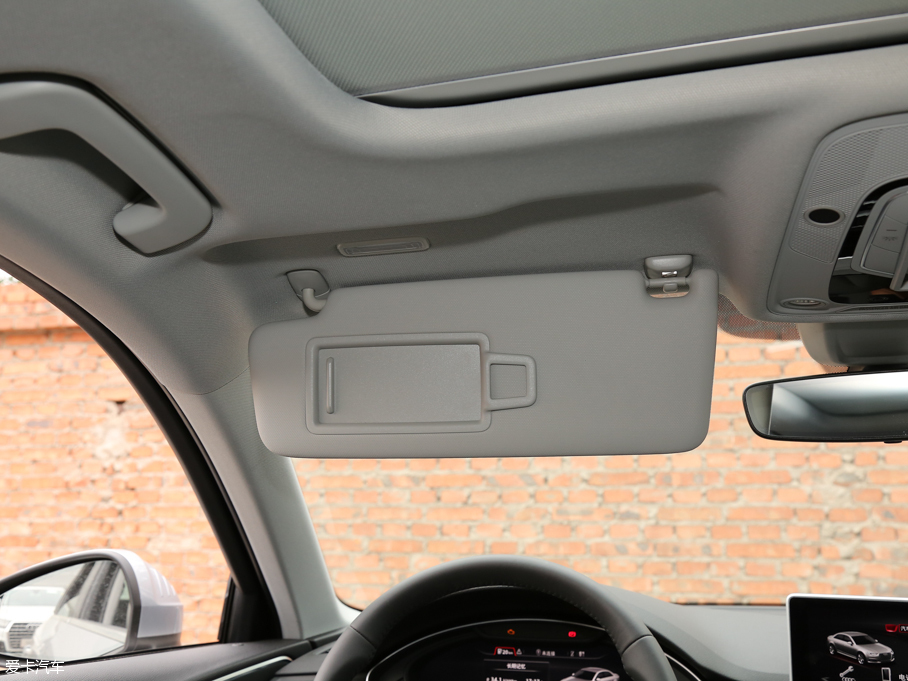 2017WA4L 45 TFSI quattro \