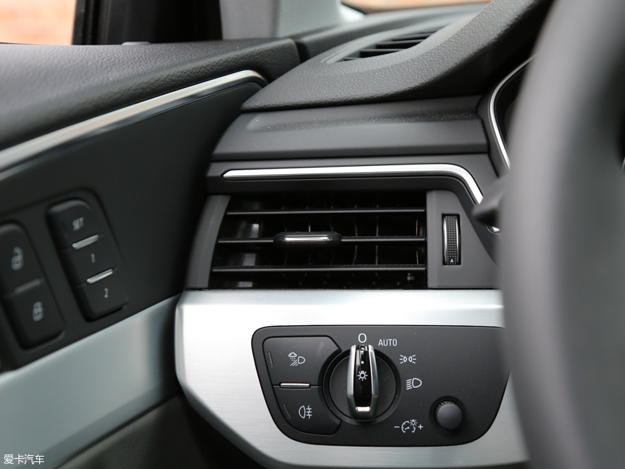 2017WA4L 45 TFSI quattro \