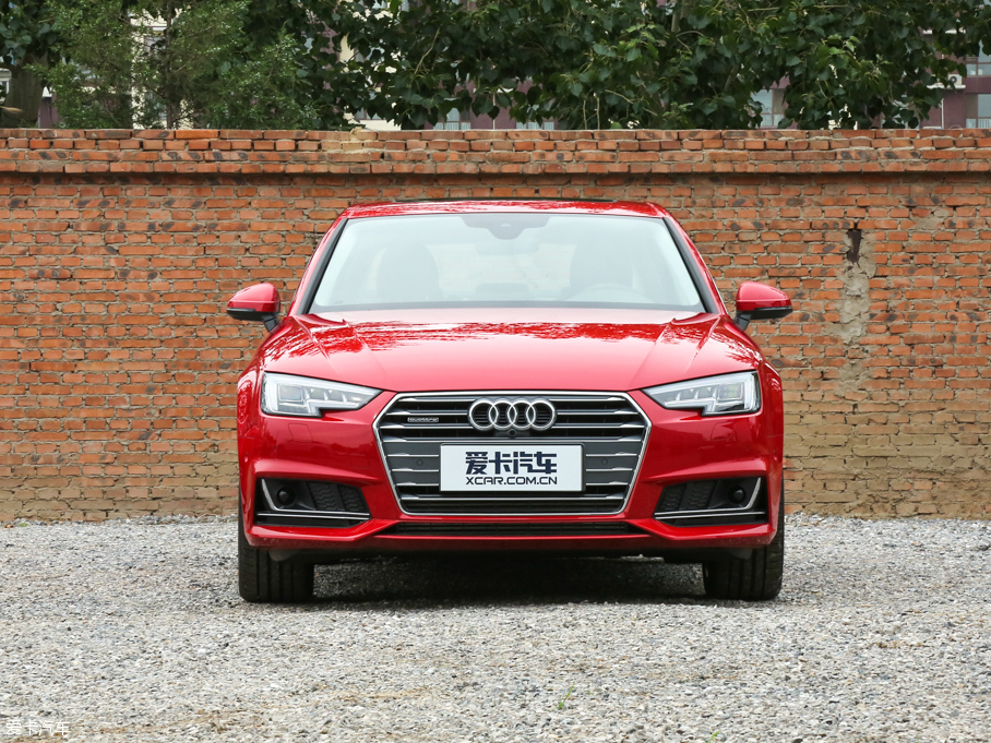 2017WA4L 45 TFSI quattro \