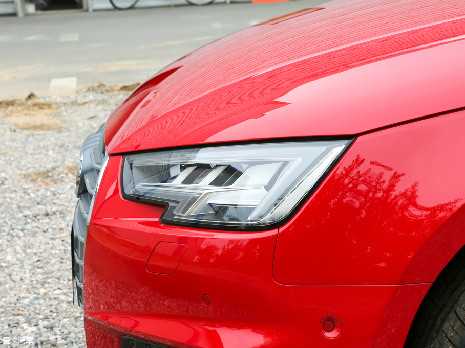 2017WA4L 45 TFSI quattro \