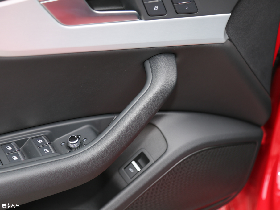 2017WA4L 45 TFSI quattro \