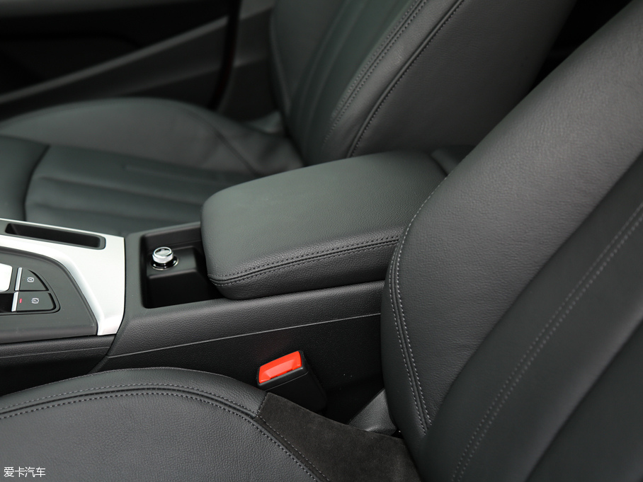 2017WA4L 45 TFSI quattro \