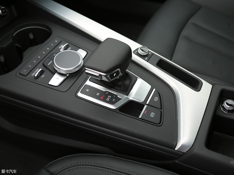 2017WA4L 45 TFSI quattro \