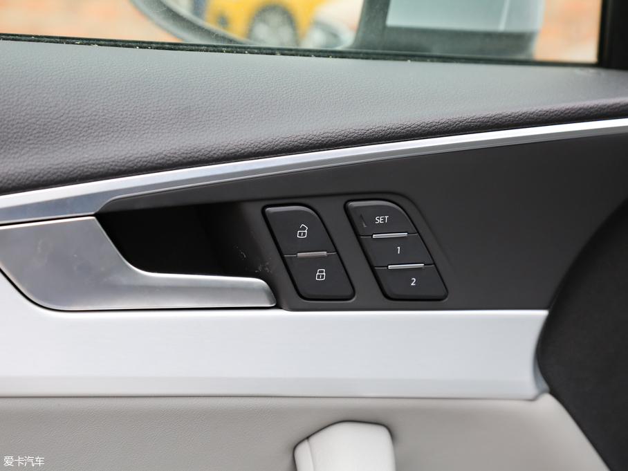 2017WA4L 45 TFSI quattro \