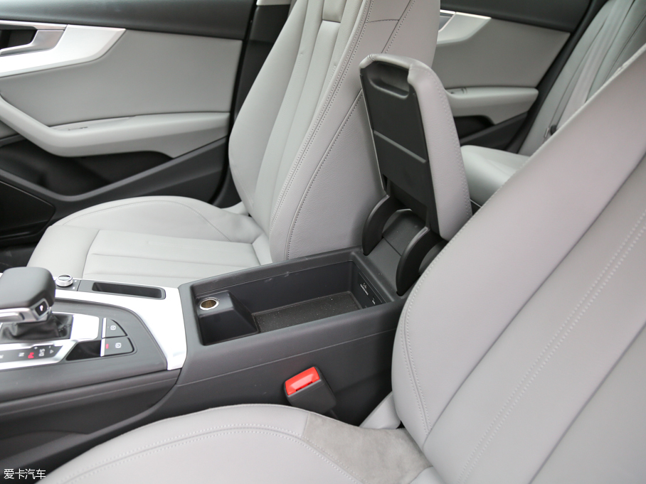 2017?yun)WA4L 45 TFSI quattro \(yn)(dng)