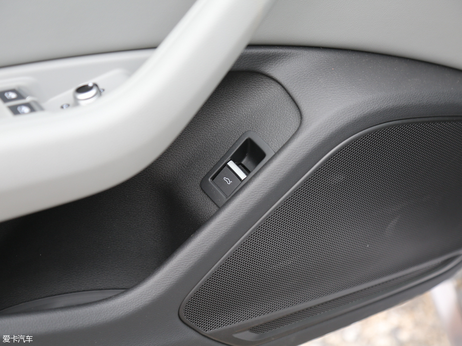 2017WA4L 45 TFSI quattro \