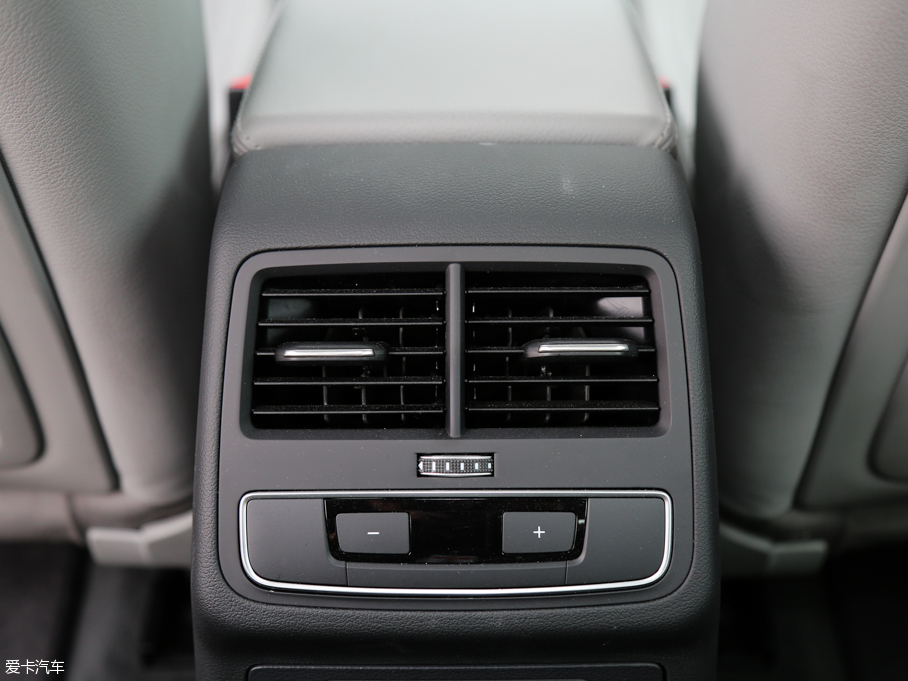 2017?yun)WA4L 45 TFSI quattro \(yn)(dng)