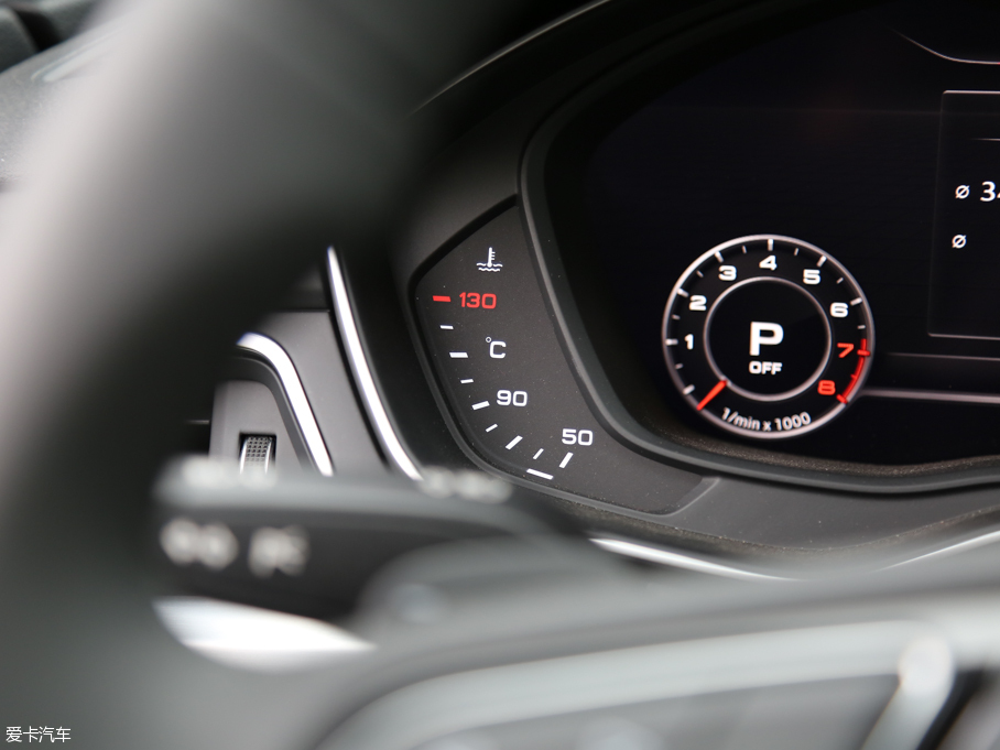 2017WA4L 45 TFSI quattro \(yn)