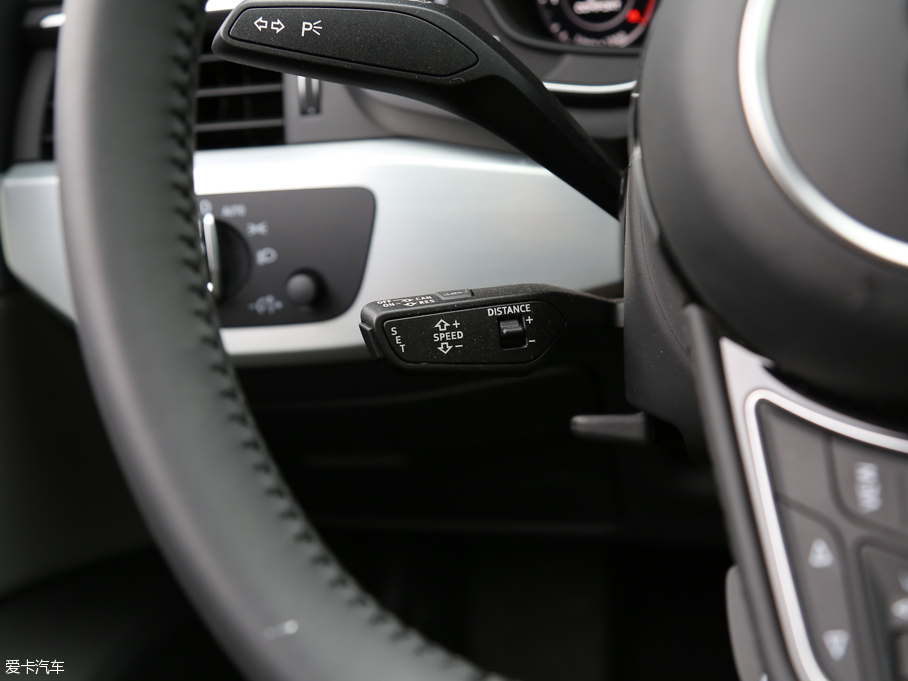 2017WA4L 45 TFSI quattro \