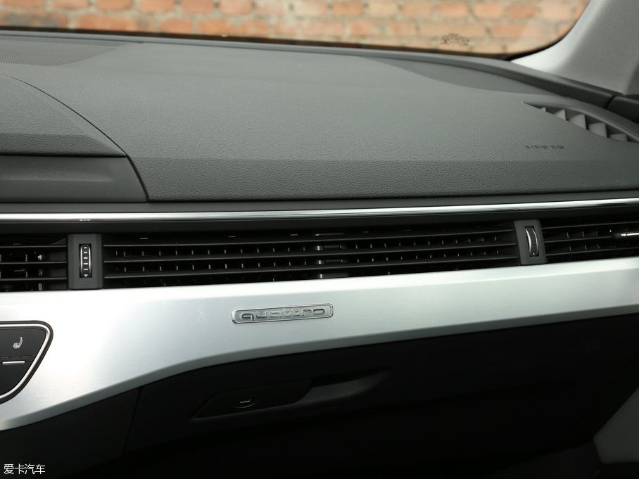 2017WA4L 45 TFSI quattro \