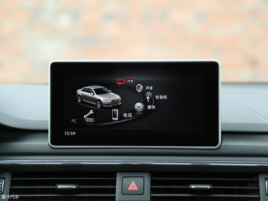 2017WA4L 45 TFSI quattro \(yn)