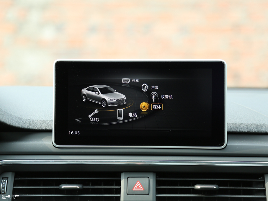 2017WA4L 45 TFSI quattro \