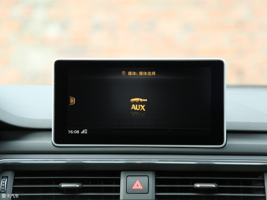 2017WA4L 45 TFSI quattro \