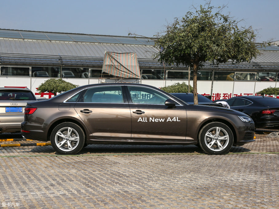 2017?yun)WA4L 40 TFSI r(sh)