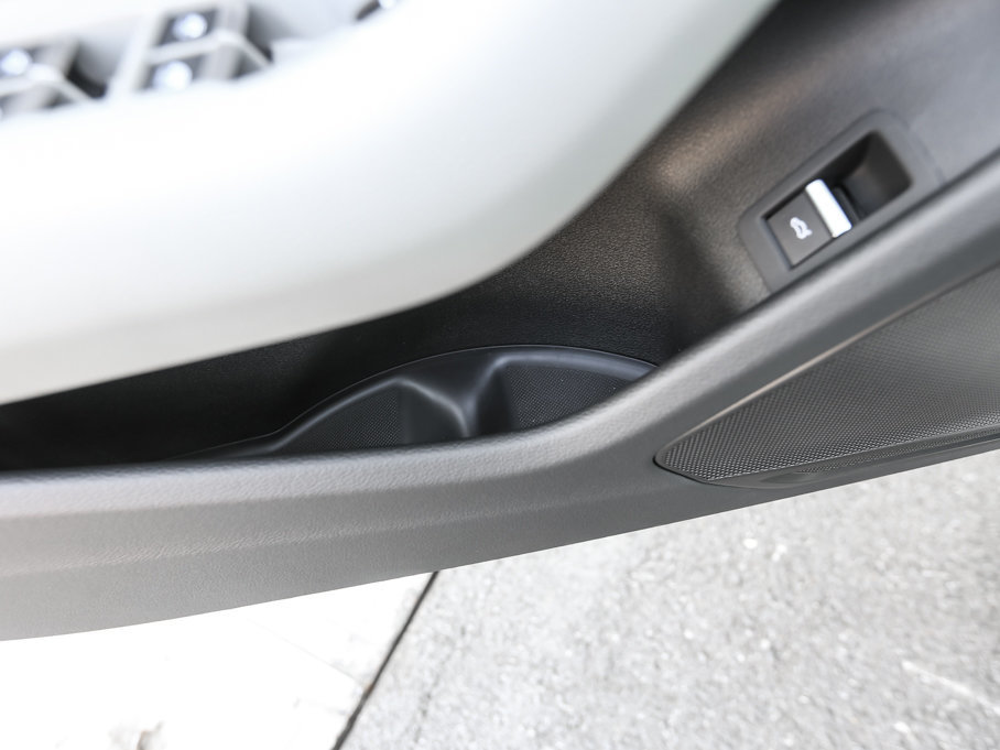 2017WA4L 40 TFSI Mȡ